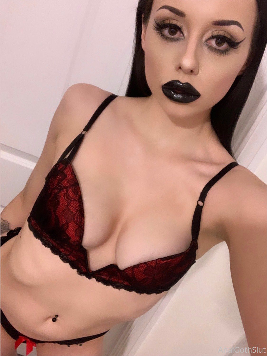 AnalGothSlut OnlyFans