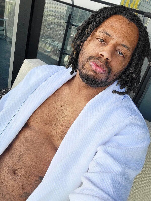 Moe Strokes OnlyFans