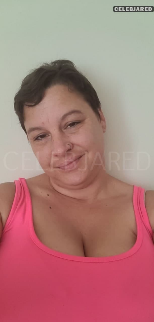 Teia DeWoody