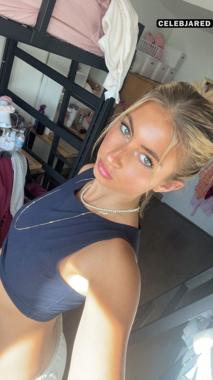 Lorelai Francis